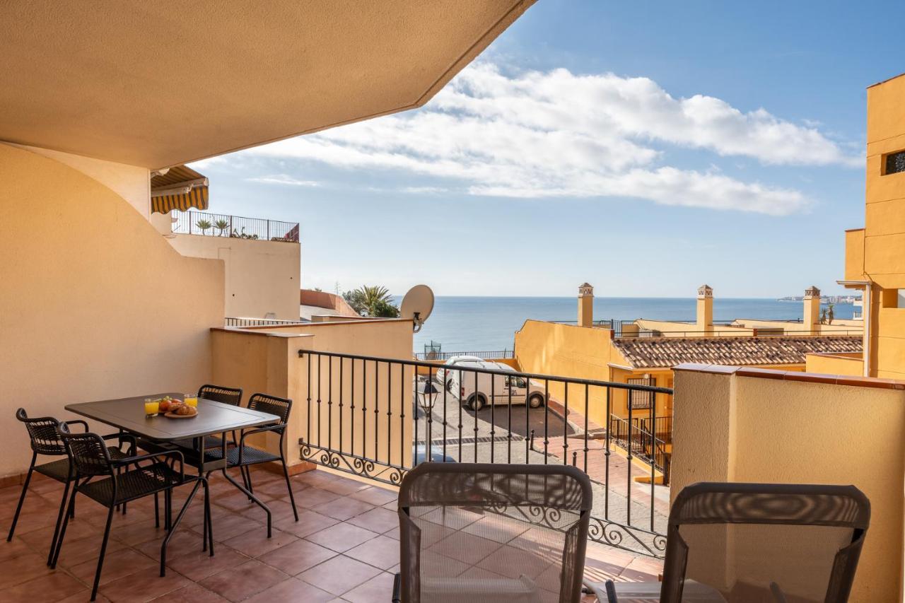 Beachside Retreat With Private Terrace Benalmádena Εξωτερικό φωτογραφία