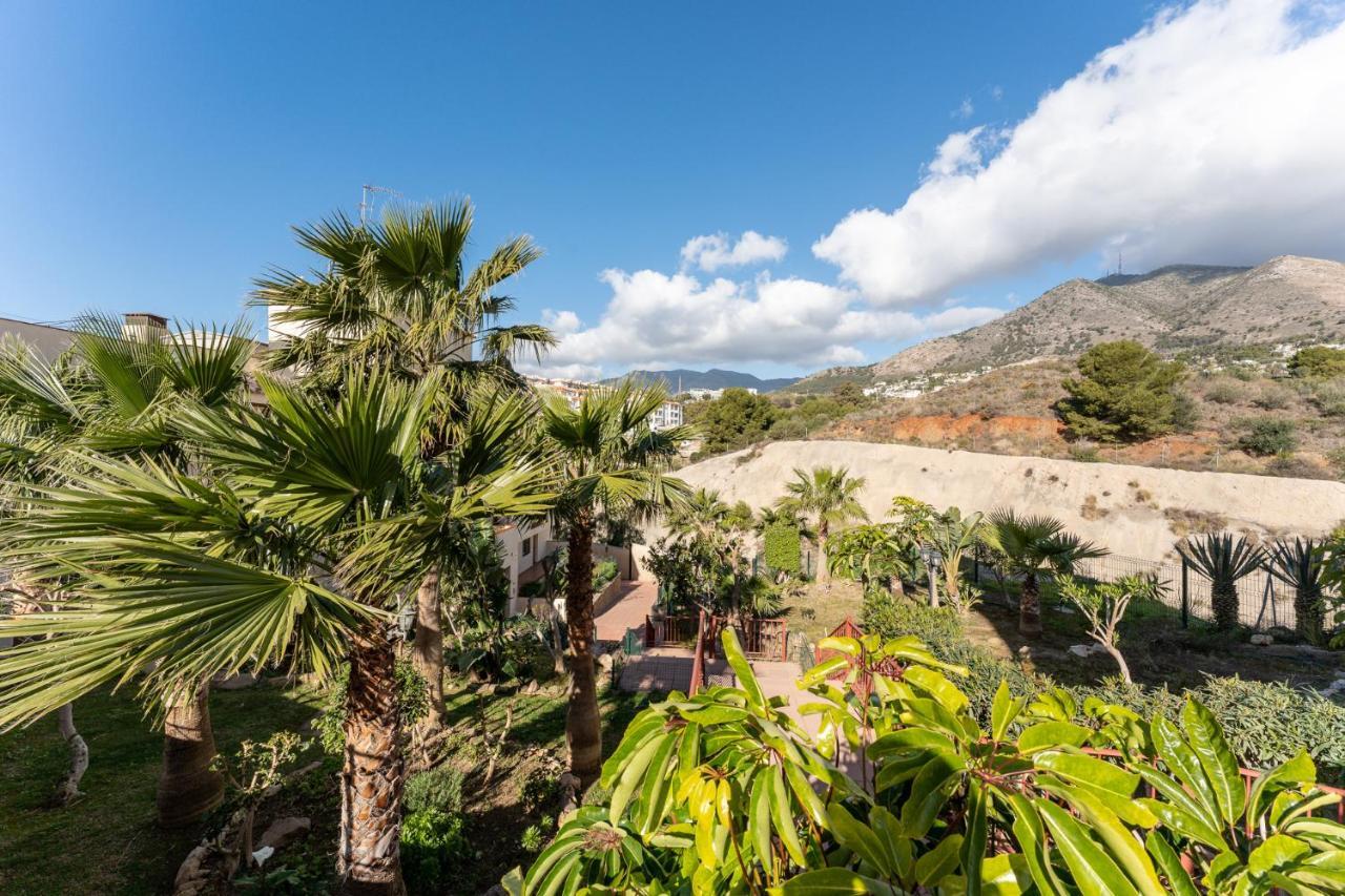 Beachside Retreat With Private Terrace Benalmádena Εξωτερικό φωτογραφία