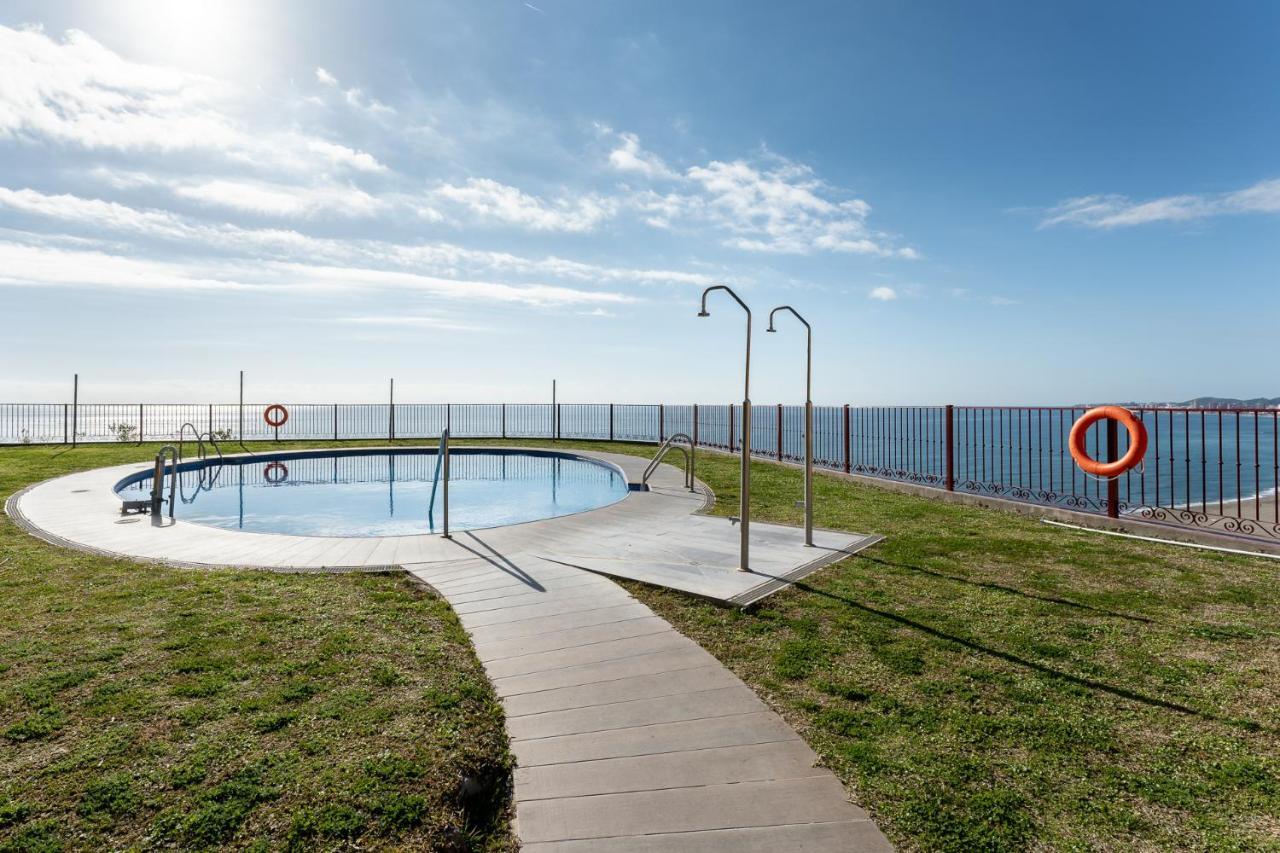 Beachside Retreat With Private Terrace Benalmádena Εξωτερικό φωτογραφία