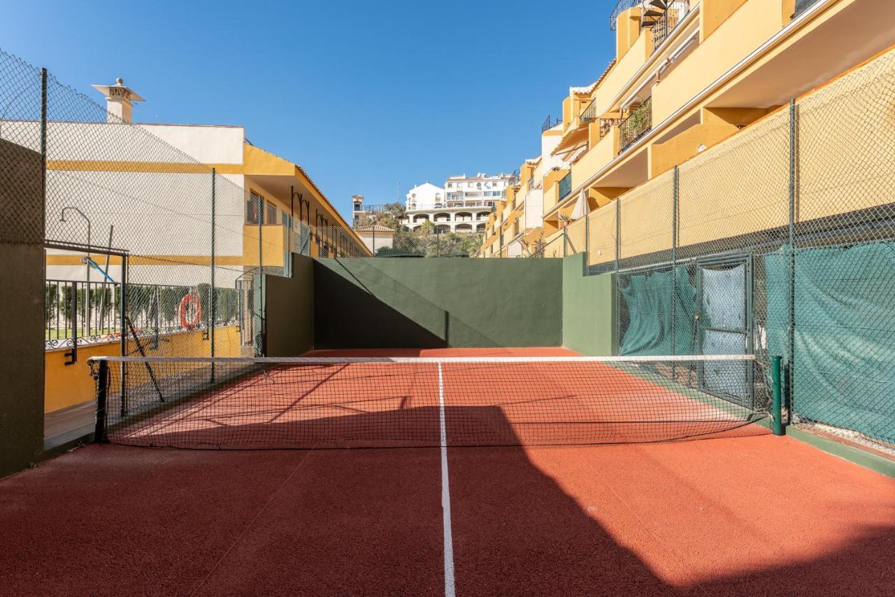 Beachside Retreat With Private Terrace Benalmádena Εξωτερικό φωτογραφία